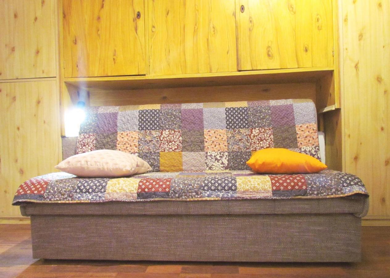 Center Studio Apartment Пула Екстер'єр фото