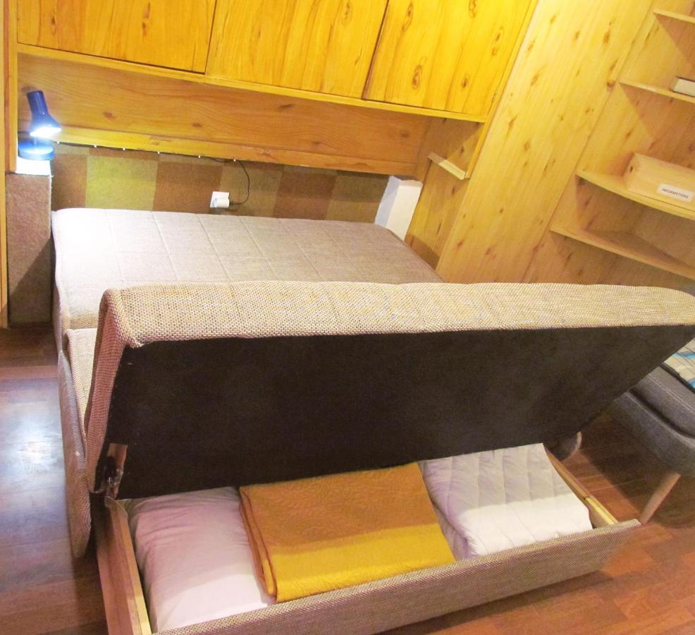 Center Studio Apartment Пула Екстер'єр фото